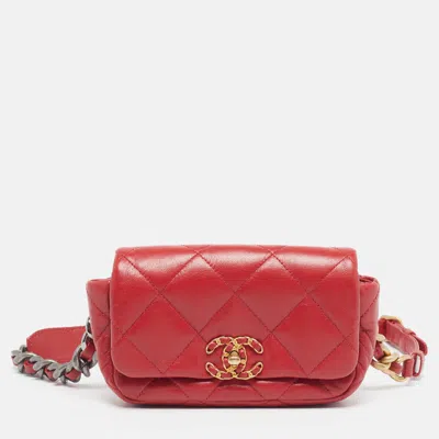 Pre-owned Chanel 19 Red Quilted Leather Belt Bag