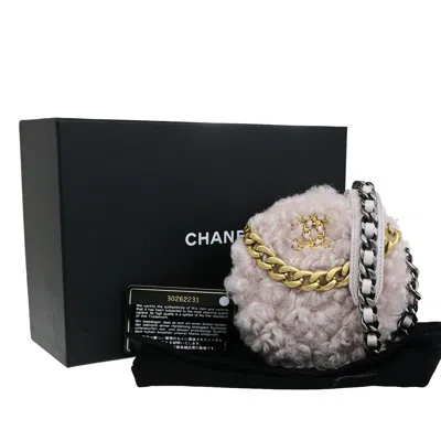 Pre-owned Chanel 19 Round Clutch With Chain Quilted Shearling Leather Shoulder Bag Bag () In Pink