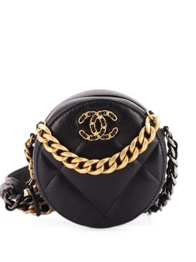 Pre-owned Chanel 19 Round With Chain Quilted Leather Clutch Bag In Black