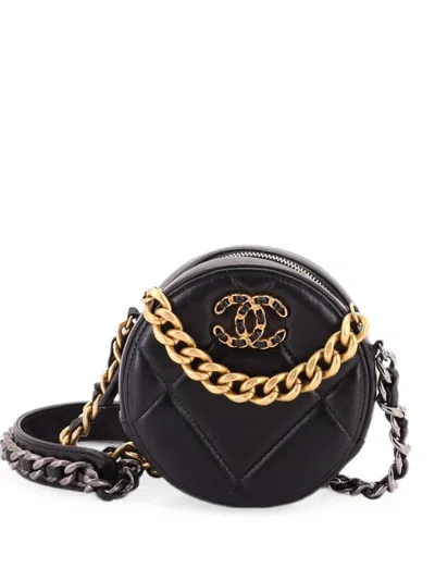 Pre-owned Chanel 19 Round With Chain Quilted Leather Clutch Bag In Black