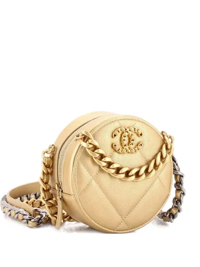 Pre-owned Chanel 19 Round With Chain Quilted Leather Clutch Bag In Gold