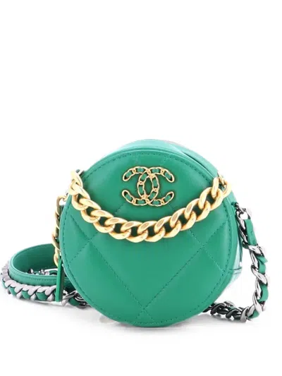 Pre-owned Chanel 19 Round With Chain Quilted Leather Clutch Bag In Green