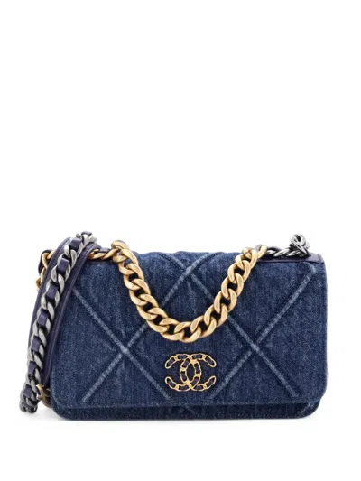 Pre-owned Chanel 19 Wallet On Chain Quilted Denim Crossbody Bag In 蓝色