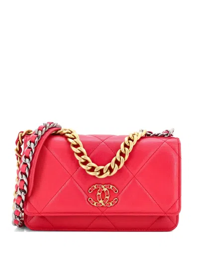 Pre-owned Chanel 19 Wallet On Chain Quilted Lambskin Crossbody Bag In Pink