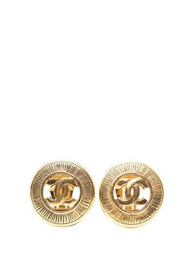Pre-owned Chanel 1950-1970 Cc Gold Plated Round Clip On Earrings Costume Earrings