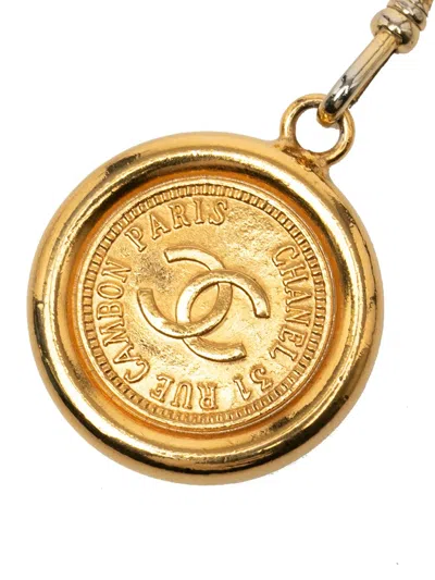 Pre-owned Chanel 1950-1970 Gold Plated Cc Medallion 31 Rue Cambon Paris Chain Link Belt