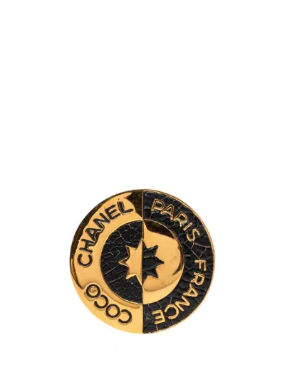 Pre-owned Chanel 1950-1970 Gold Plated Enamel Coco Star Logo Round Brooch Costume Brooch In Black