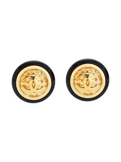 Pre-owned Chanel 1954-1985s Signature Interlocking Cc Logo Clip-on Earrings In Gold