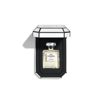 Chanel 1957 Extrait De Parfum - Case Ambery - Musky - Floral