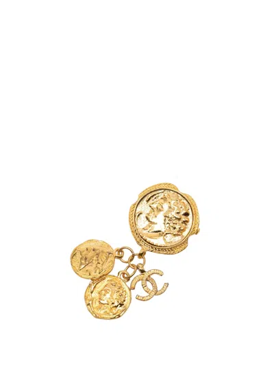 Pre-owned Chanel 1970-1980 Cc Gold Plated Coin Charm Brooch Costume Brooch
