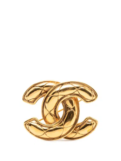 Pre-owned Chanel 1970-1980 Cc Gold Plated Quilted Brooch Costume Brooch