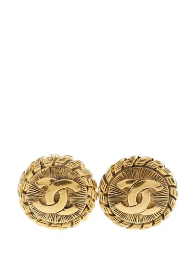Pre-owned Chanel 1970-1980 Cc Gold Plated Round Clip On Earrings Costume Earrings