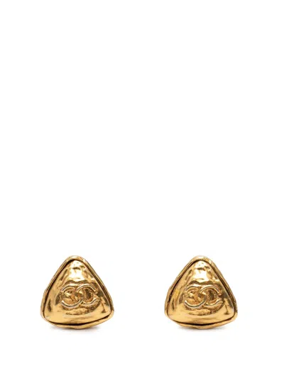 Pre-owned Chanel 1970-1980 Cc Gold Plated Triangle Clip On Earrings Costume Earrings