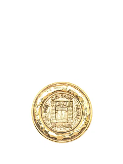 Pre-owned Chanel 1970-1980 Gold Plated 31 Rue Cambon Round Brooch Costume Brooch