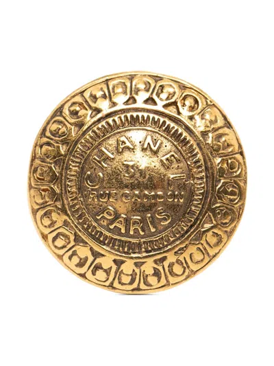 Pre-owned Chanel 1970-1980 Gold Plated 31 Rue Cambon Round Brooch Costume Brooch