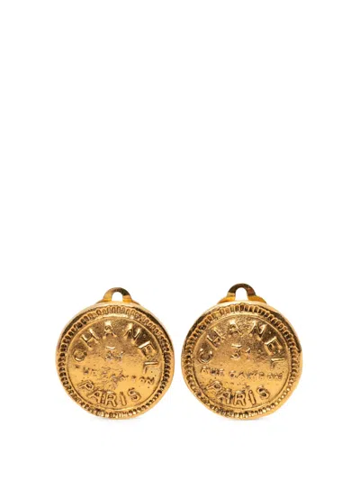 Pre-owned Chanel 1970-1980 Gold Plated 31 Rue Cambon Round Clip On Earrings Costume Earrings