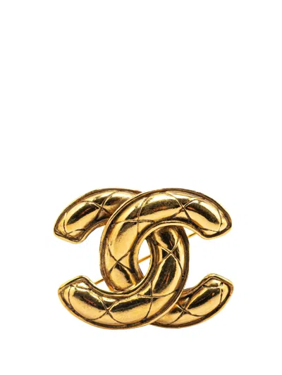 Pre-owned Chanel 1970-1980 Gold Plated Cc Quilted Brooch Costume Brooch