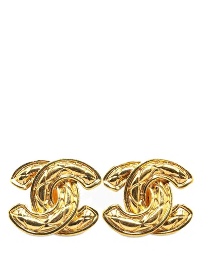 Pre-owned Chanel 1970-1980 Gold Plated Cc Quilted Clip On Costume Earrings