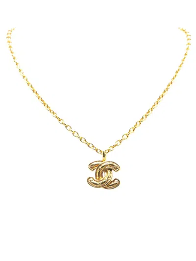 Pre-owned Chanel 1970-1980 Gold Plated Cc Quilted Pendant Necklace Costume Necklace
