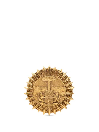 Pre-owned Chanel 1970-1980 Gold Plated Coat Of Arms Pin Brooch Costume Brooch