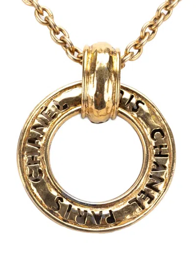 Pre-owned Chanel 1970-1980 Gold Plated Logo Loupe Magnifying Glass Pendant Necklace Costume Necklace