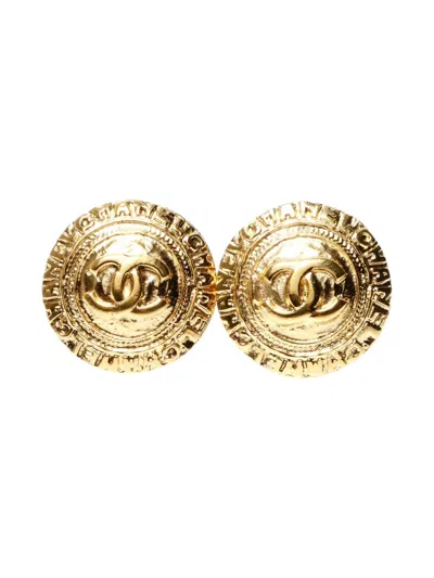 Pre-owned Chanel 1970-1980s Logo-detail Clip-on Earrings In Gold