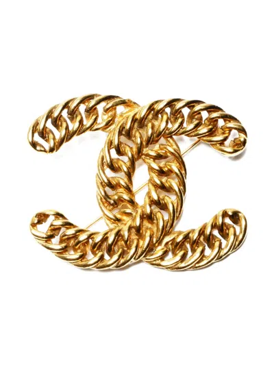 Pre-owned Chanel 1970-1990 Cc Brooch In Gold