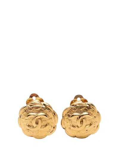 Pre-owned Chanel 1970-1980 Cc Gold Plated Flower Clip On Earrings Costume Earrings