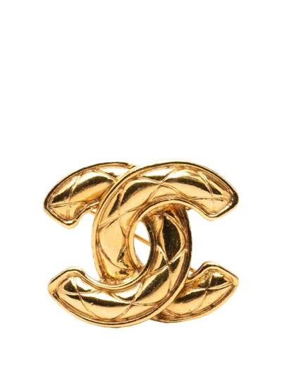 Pre-owned Chanel 1970-1980 Cc Gold Plated Quilted Brooch Costume Brooch
