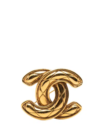 Pre-owned Chanel 1970-1980 Cc Gold Plated Quilted Brooch Costume Brooch