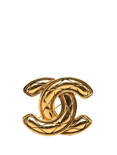 Pre-owned Chanel 1970-1980 Cc Gold Plated Quilted Brooch Costume Brooch