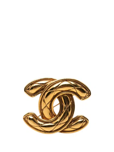 Pre-owned Chanel 1970-1980 Cc Gold Plated Quilted Brooch Costume Brooch