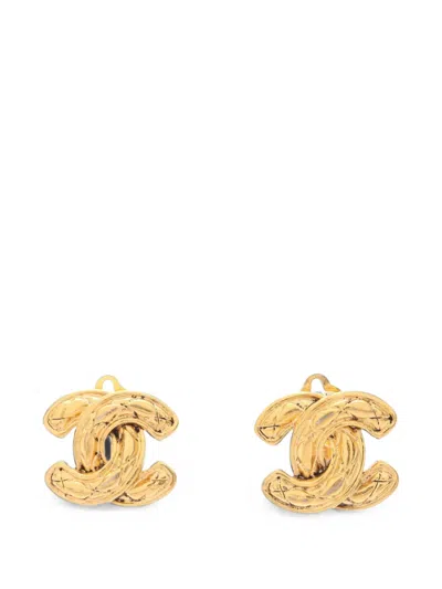 Pre-owned Chanel 1970-1980 Cc Gold Plated Quilted Clip On Earrings Costume Earrings