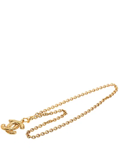 Pre-owned Chanel 1970-1980 Cc Gold Plated Quilted Pendant Necklace Costume Necklace
