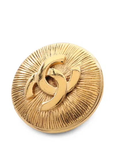 Pre-owned Chanel 1970-1980 Cc Gold Plated Sunburst Round Pin Brooch Costume Brooch