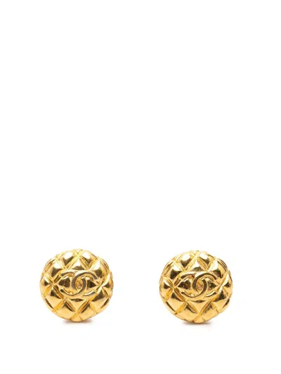 Pre-owned Chanel 1970-1980 Cc Quilted Gold Plated Clip On Earrings Costume Earrings