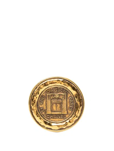 Pre-owned Chanel 1970-1980 Gold Plated 31 Rue Cambon Medallion Brooch Costume Brooch