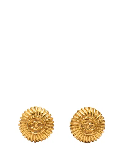 Pre-owned Chanel 1970-1980 Gold Plated Cc Sunburst Clip On Earrings Costume Earrings