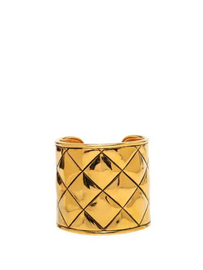 Pre-owned Chanel 1970-1980 Gold Plated Quilted Bangle Costume Bracelet