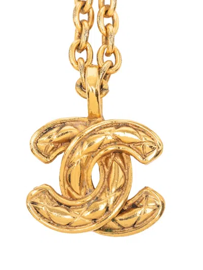 Pre-owned Chanel 1970-1980 Gold Plated Quilted Cc Pendant Necklace Costume Necklace