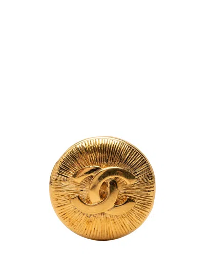 Pre-owned Chanel 1970-1980 Gold Plated Round Cc Sunburst Brooch Costume Brooch