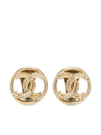 Pre-owned Chanel 1970s Cc-logo Clip-on Earrings In Gold