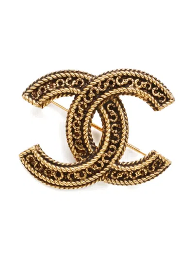 Pre-owned Chanel 1970s Cc Mark Brooch In Gold
