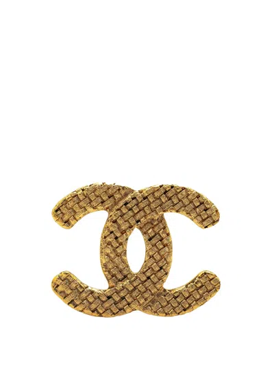 Pre-owned Chanel 1980-1990 Gold Plated Cc Brooch Costume Brooch