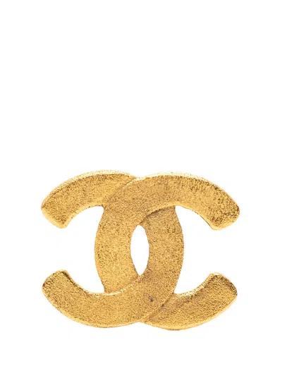 Pre-owned Chanel 1980-1990 Gold Plated Cc Brooch Costume Brooch