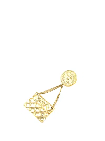 Pre-owned Chanel 1980-1990 Gold Plated Cc Quilted Flap Bag Brooch Costume Brooch