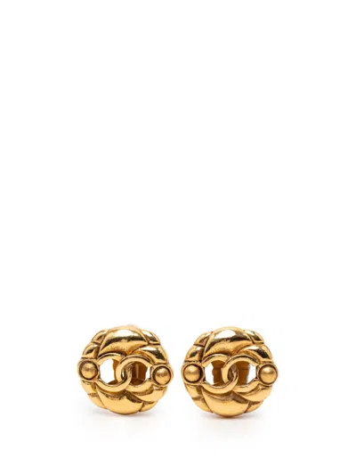 Pre-owned Chanel 1980-1990 Gold Plated Cc Round Clip On Earrings Costume Earrings