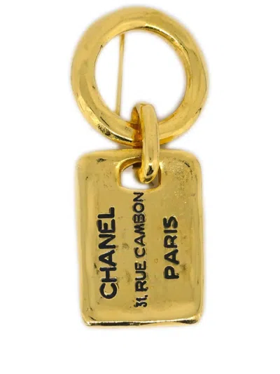Pre-owned Chanel 1980-1990 Rue Cambon Plaque Brooch In Gold