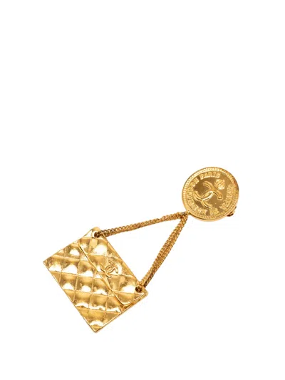 Pre-owned Chanel 1980-1990 Cc Gold Plated Quilted Flap Bag Brooch Costume Brooch