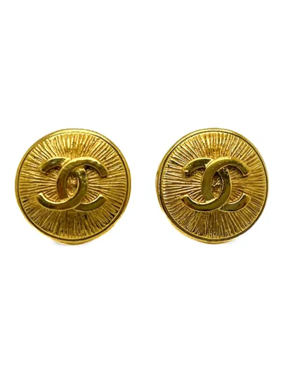 Pre-owned Chanel 1980s Sunburst Clip-on Earrings In Gold